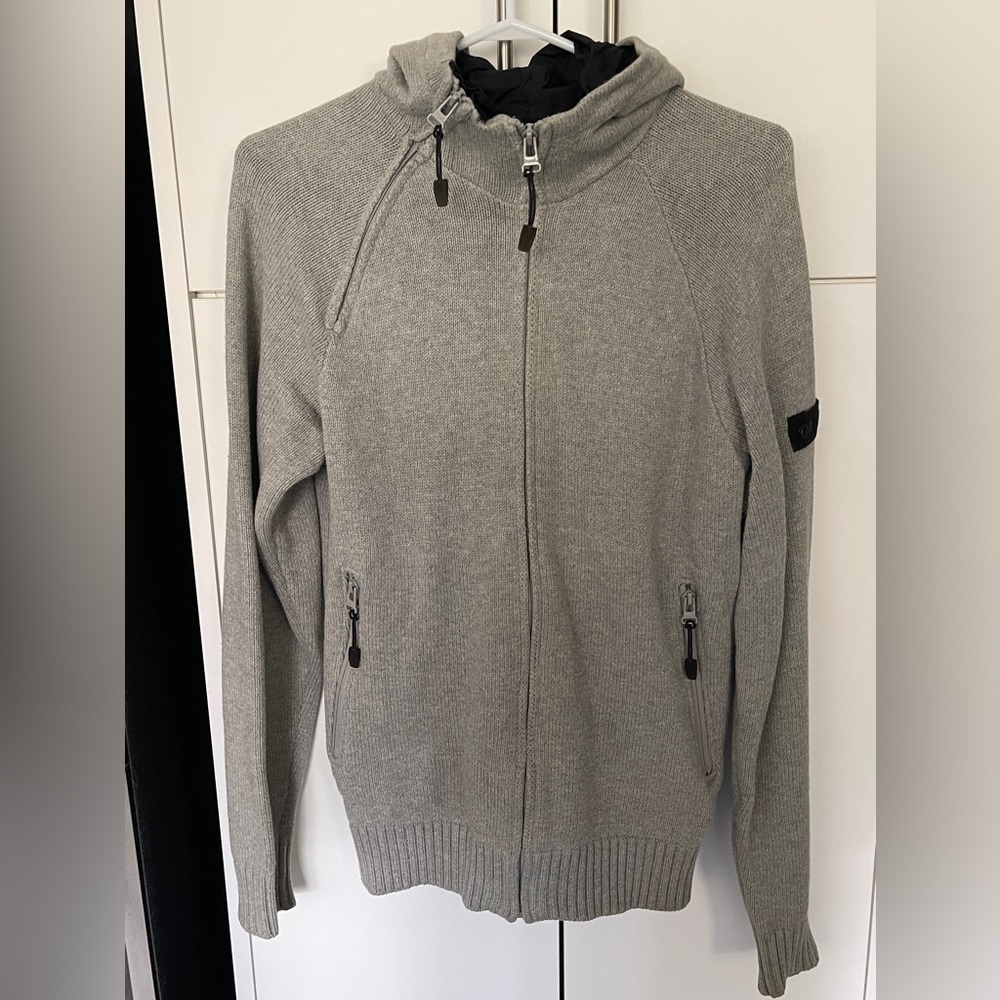 Bench Men’s Sweater Grey Size Small S Comfy For Winter